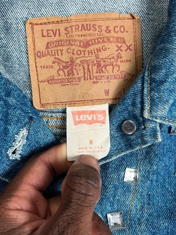 Vintage Levi's x Elvis Denim Jacket Size M – photo 8
